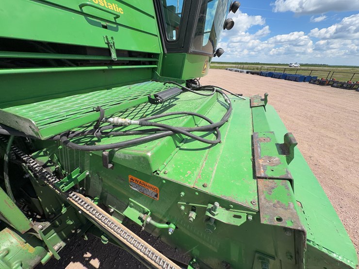 1981-john-deere-8820-image-24