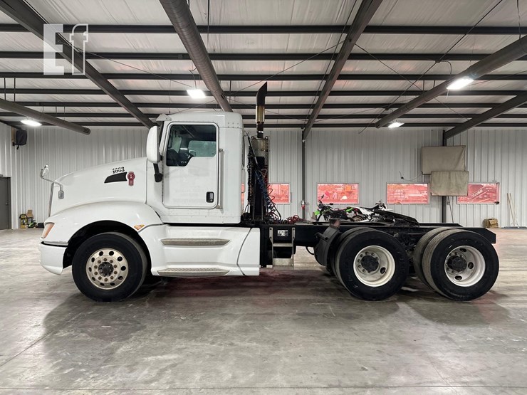 2009-kenworth-t660-image-5
