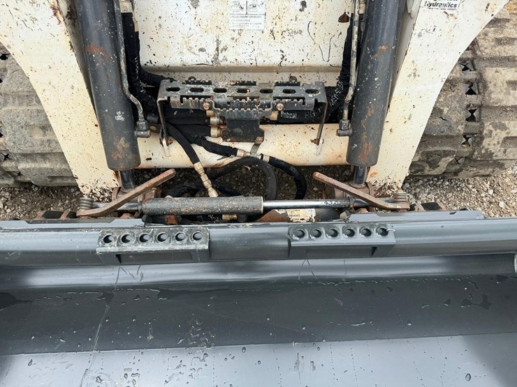 2021-bobcat-t770-image-11