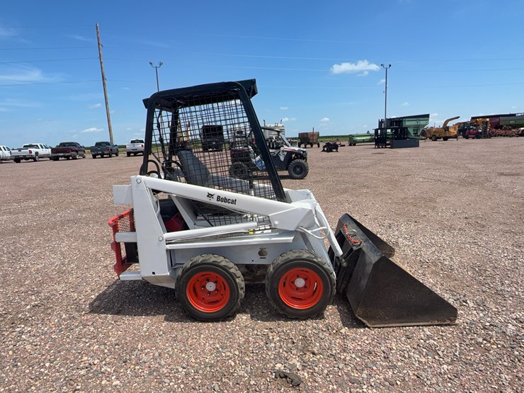 bobcat-m371-image-4