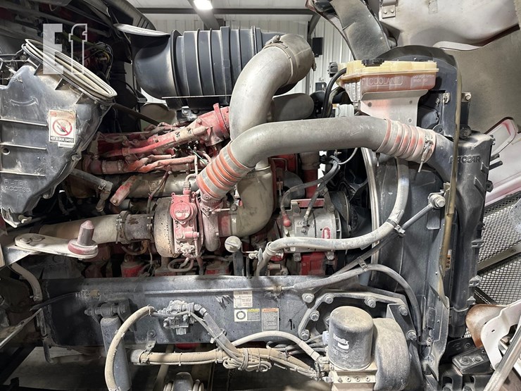 2009-kenworth-t660-image-24