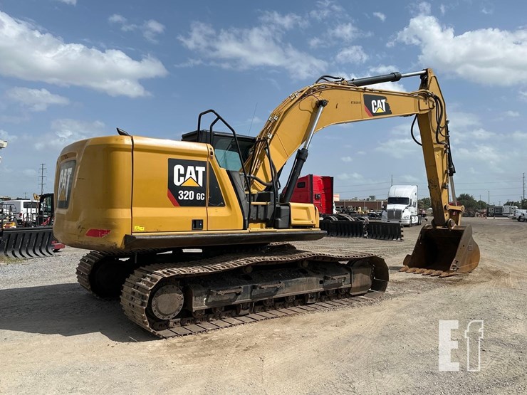 caterpillar-320gc-image-3