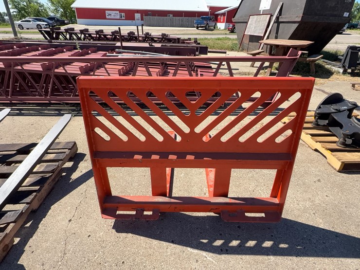 kubota-plate-with-forks-image-4