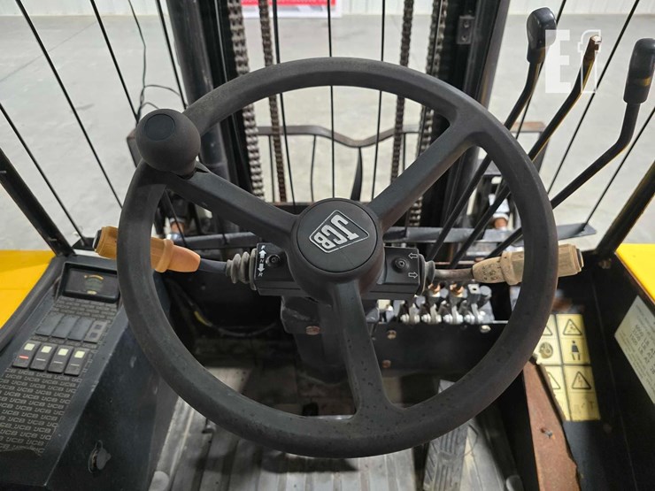 2020-jcb-930-image-14