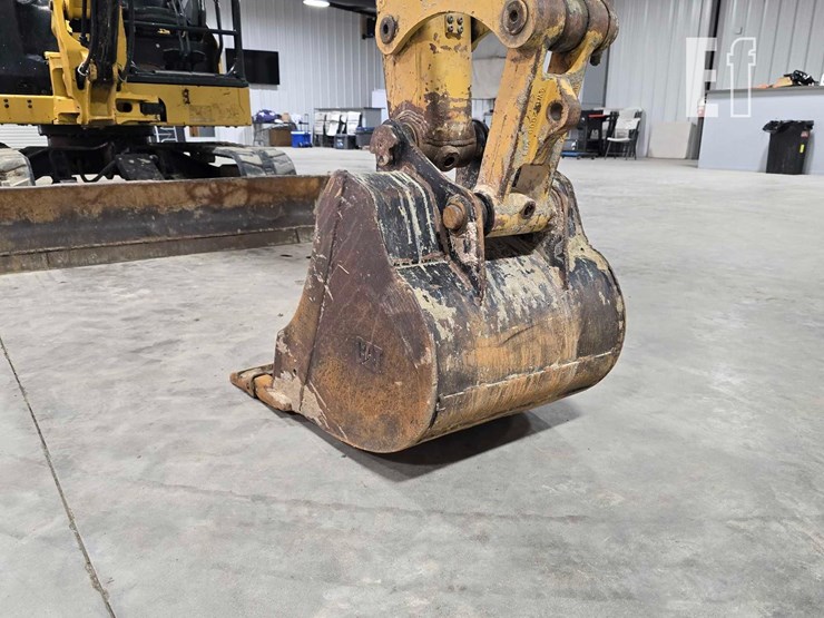 2021-caterpillar-306cr-image-12