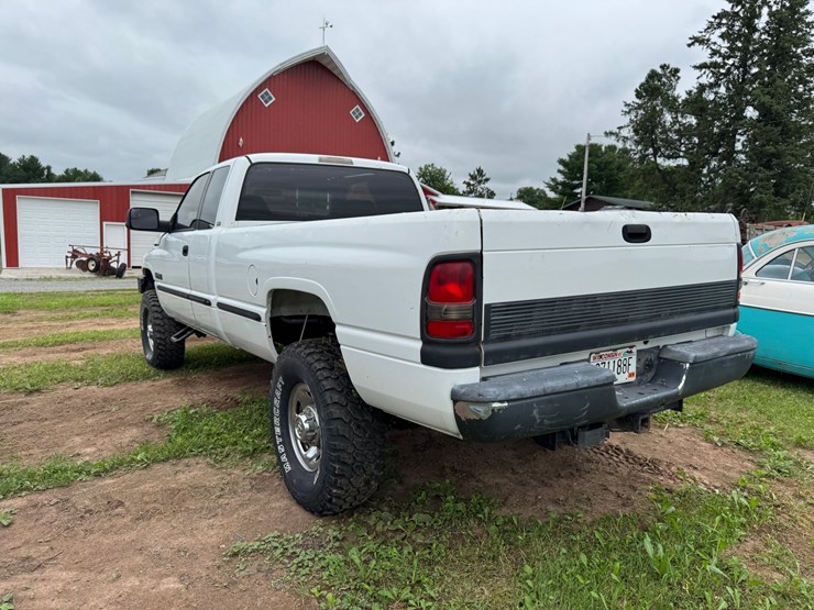 1999-dodge-ram-2500-image-9