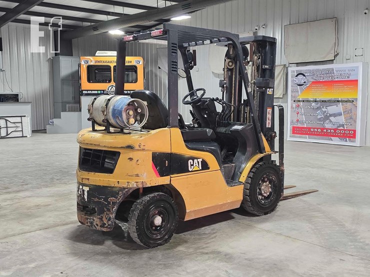 2018-caterpillar-gp25n-image-3