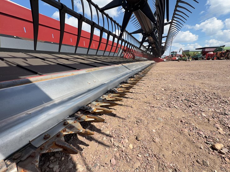 2014-case-ih-3162-image-22