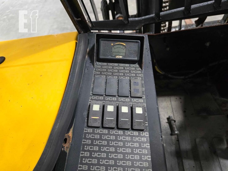 2020-jcb-930-image-17