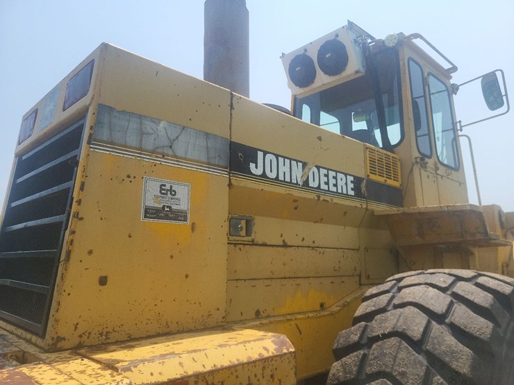 john-deere-744e-pay-loader-image-32