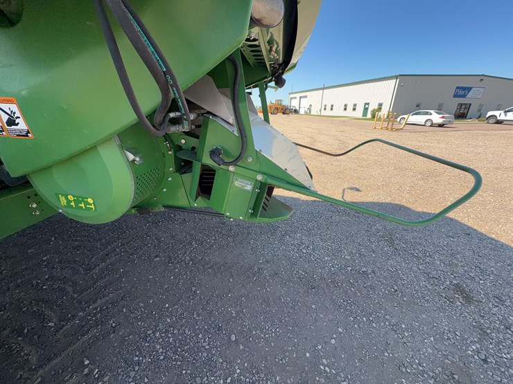 2015-john-deere-s680-image-28