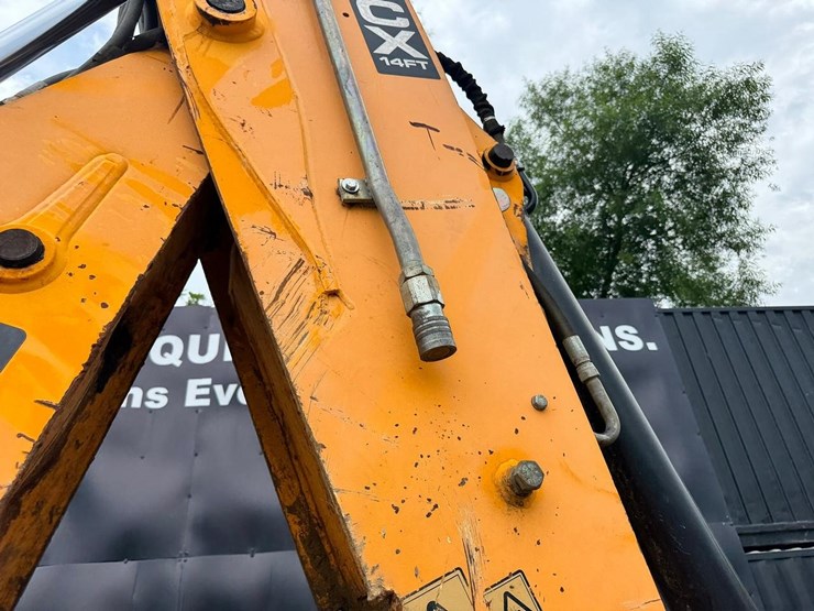 jcb-3cx14-image-17