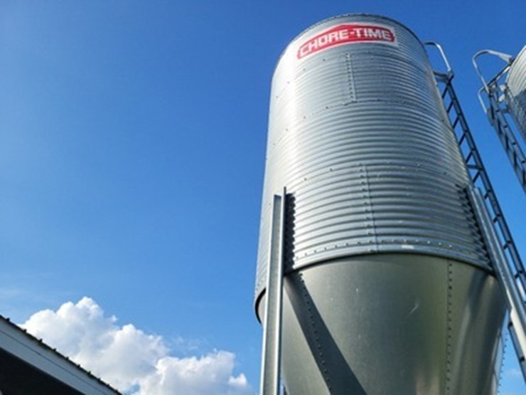 chore-time-11-ton-feed-bin-w/steel-support-and-boot---west-bin-image-11