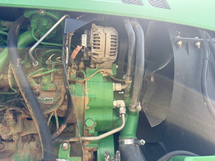 2016-john-deere-r4038-image-48