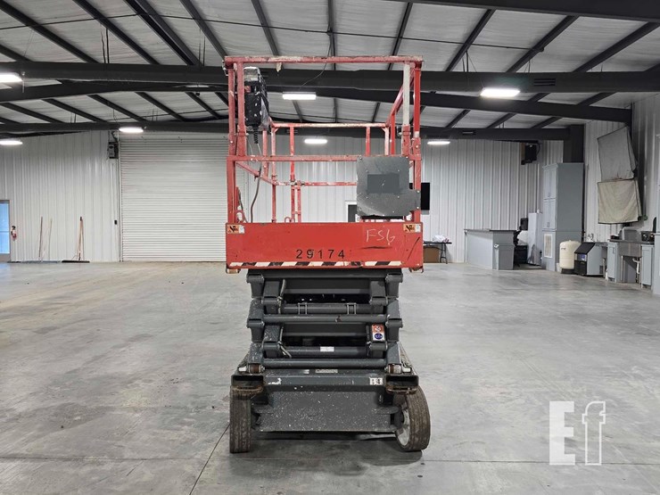 2020-skyjack-sj4732-image-7