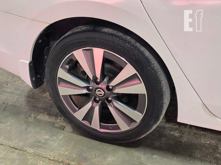 2017-nissan-sentra-image-23