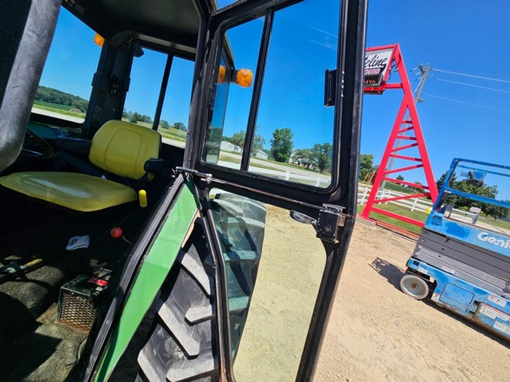 john-deere-5400-image-30