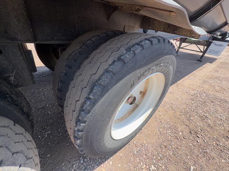 2019-smithco-sx2-40-34-image-25