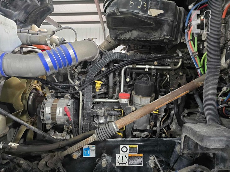 2015-kenworth-t680-image-16