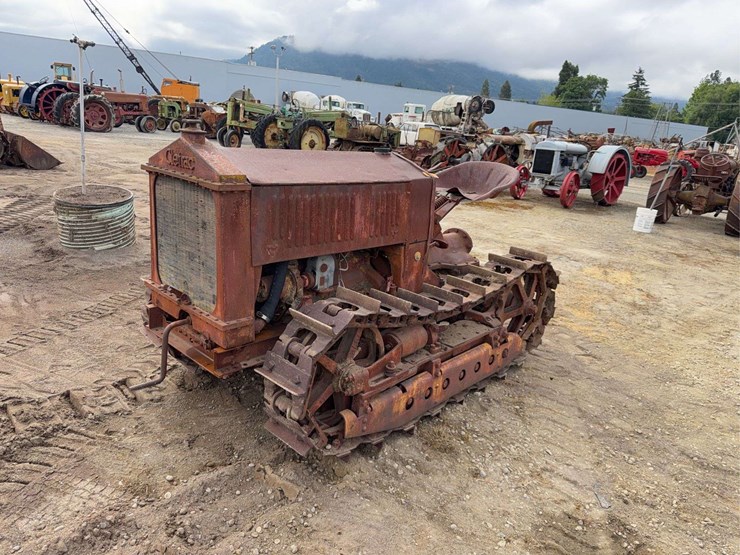 cletrac-crawler-image-1