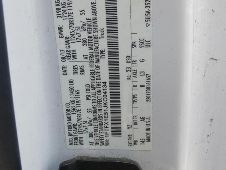 2018-ford-f150-image-11