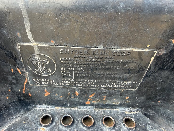 1990-international-4000-image-30
