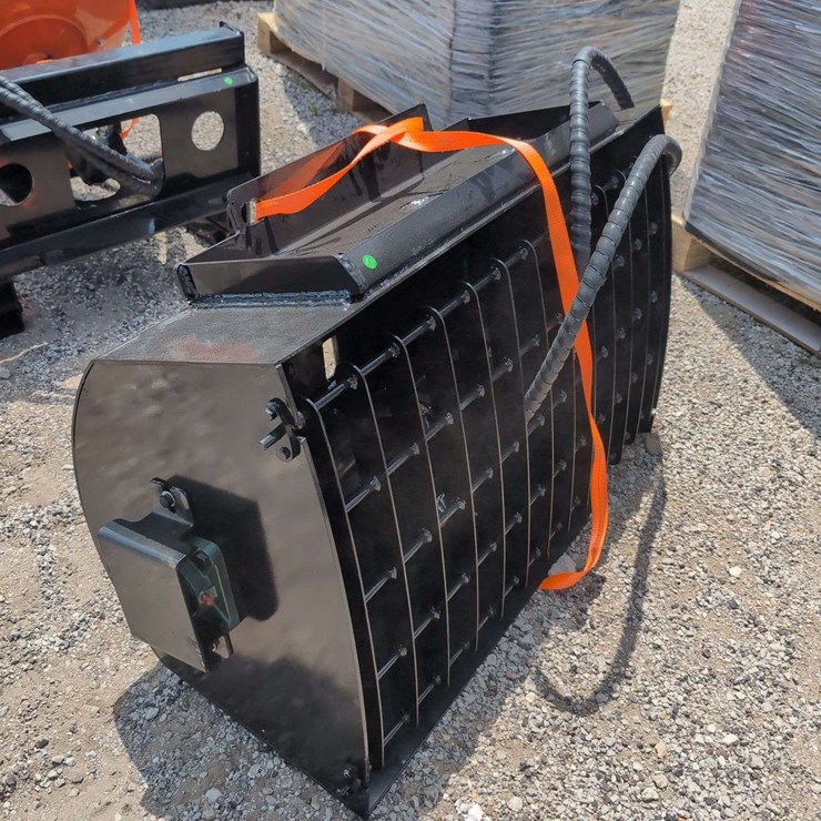 IRanch Mini Skid Steer Mixing Bucket IRLMB