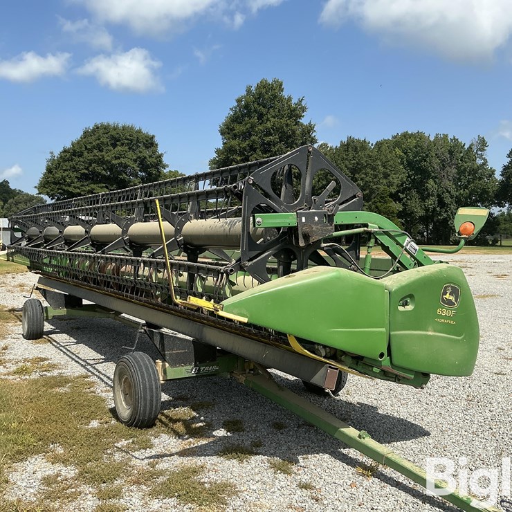 2006 JOHN DEERE 630F