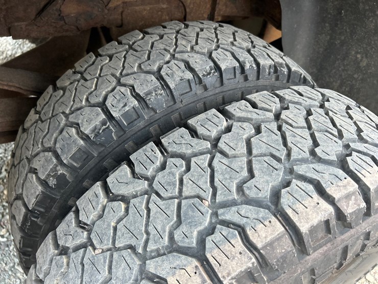 2005-dodge-ram-3500-image-60