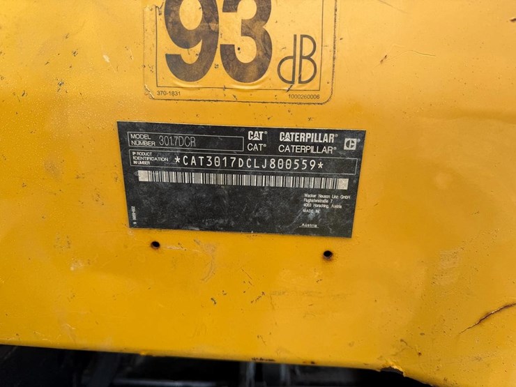 2015-caterpillar-301.7-image-25