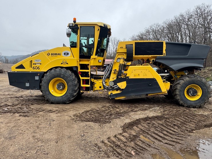 #1251-•-2016-bomag-rs5000-soil-stabilizer-/-recycler-image-9