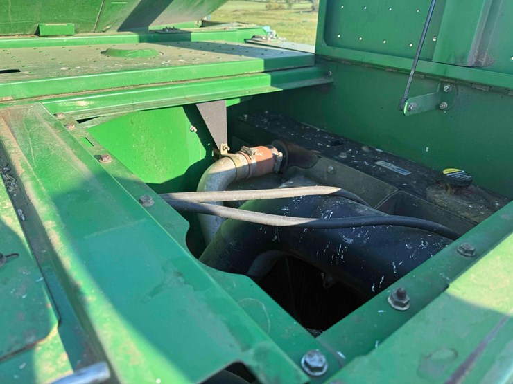 2009-john-deere-9770-sts-image-21