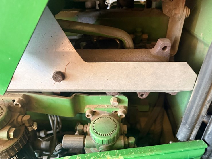 john-deere-6420-image-41