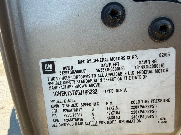 2005-chevrolet-tahoe-image-41