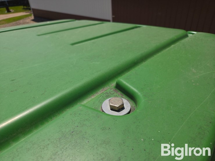 2014-john-deere-6140m-image-18