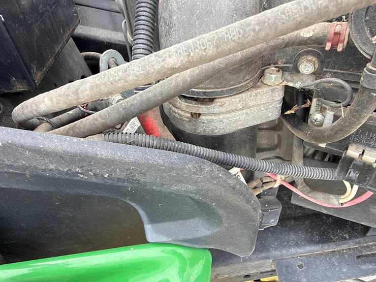 2017-john-deere-x350-image-25