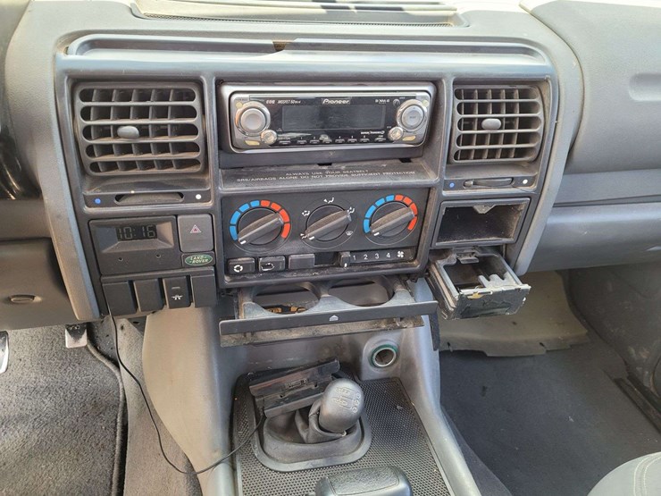 1996-land-rover-discovery-hardtop-4d-image-19