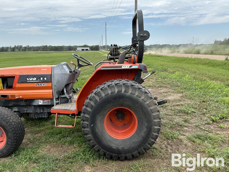 2001-kubota-l4610-image-9