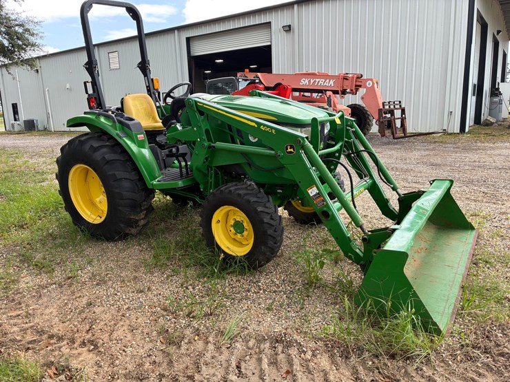 john-deere-4044m-image-3