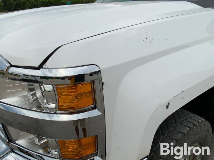 2016-chevrolet-silverado-2500-image-14