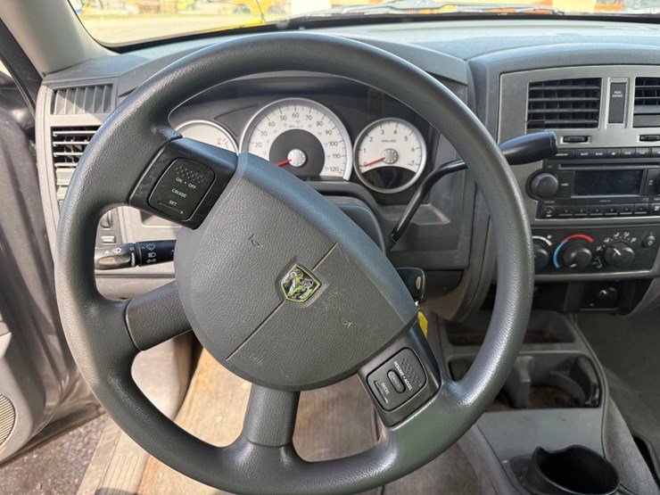 2007-dodge-dakota-image-42