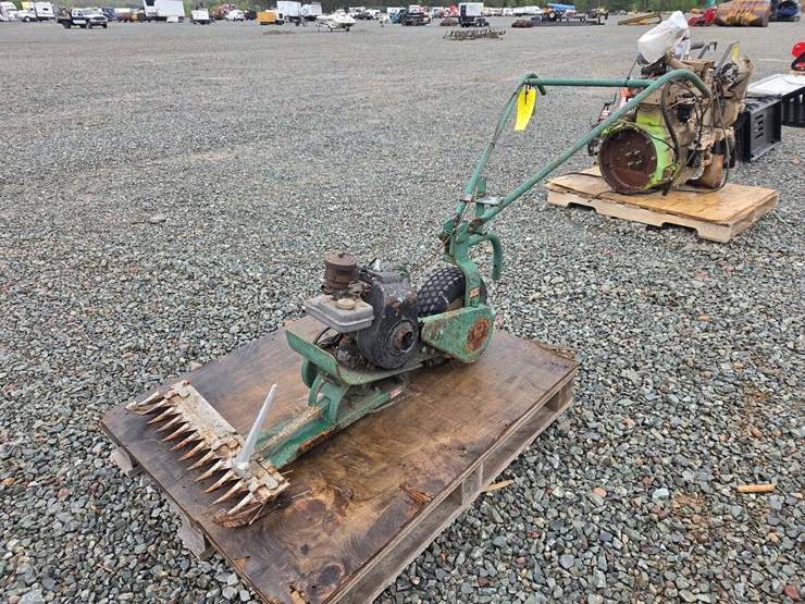#6100-•-gasoline-sickle-mower-image-1