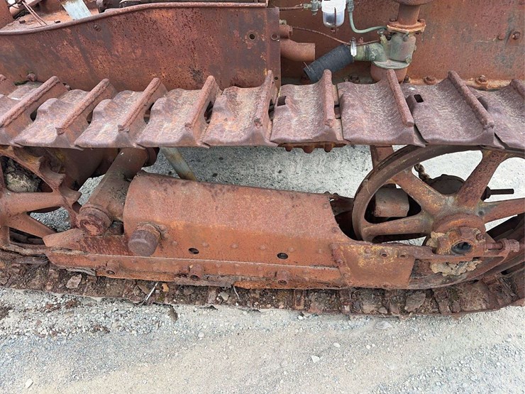 holt-caterpillar-image-26