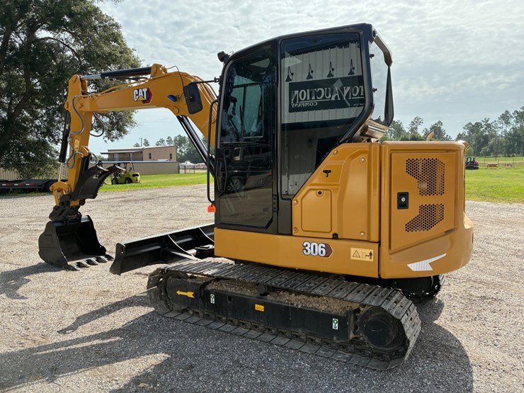 caterpillar-306-image-4