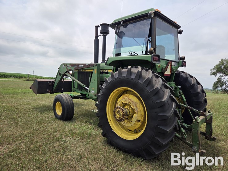 1977-john-deere-4630-image-7