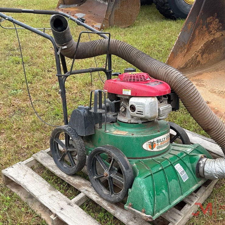 BILLY GOAT K SERIES SELF PROPELLED VACUUM