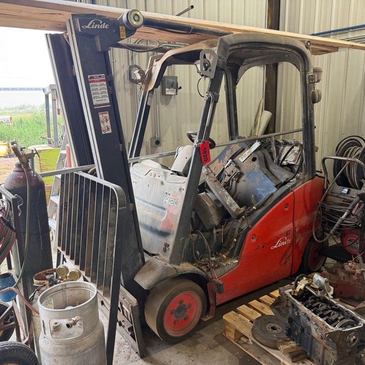 #1820 • Linde H20CT-600 Forklift