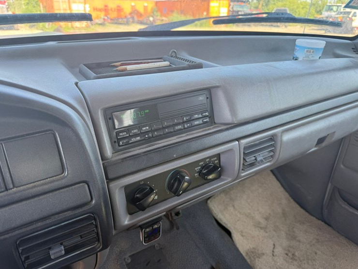 1996-ford-f250-image-41
