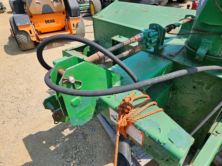 john-deere-676-image-12