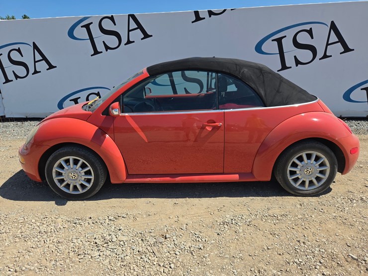 #61153-•-2005-volkswagen-convertible-image-2